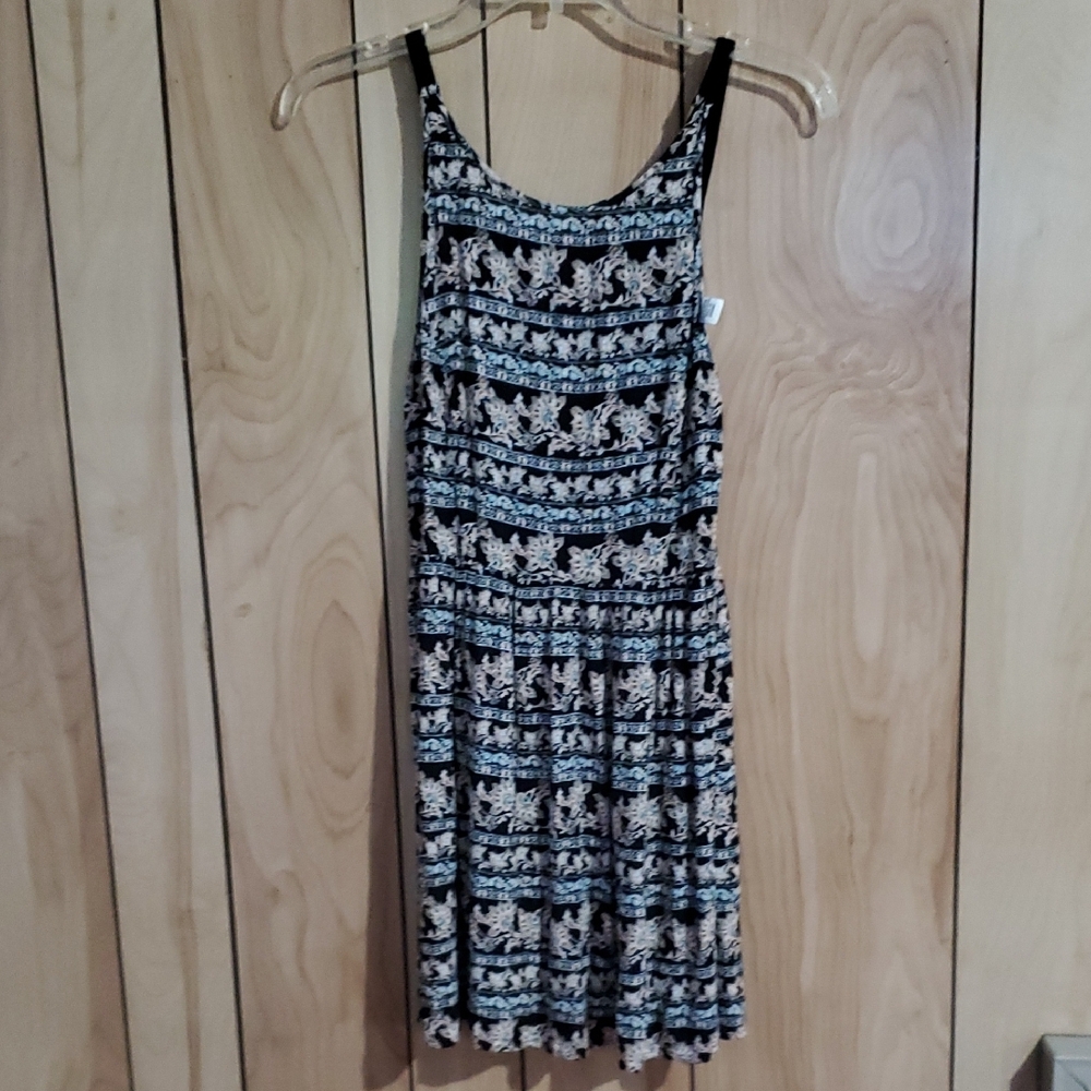 Forever 21 Black and Cream Patterned Top